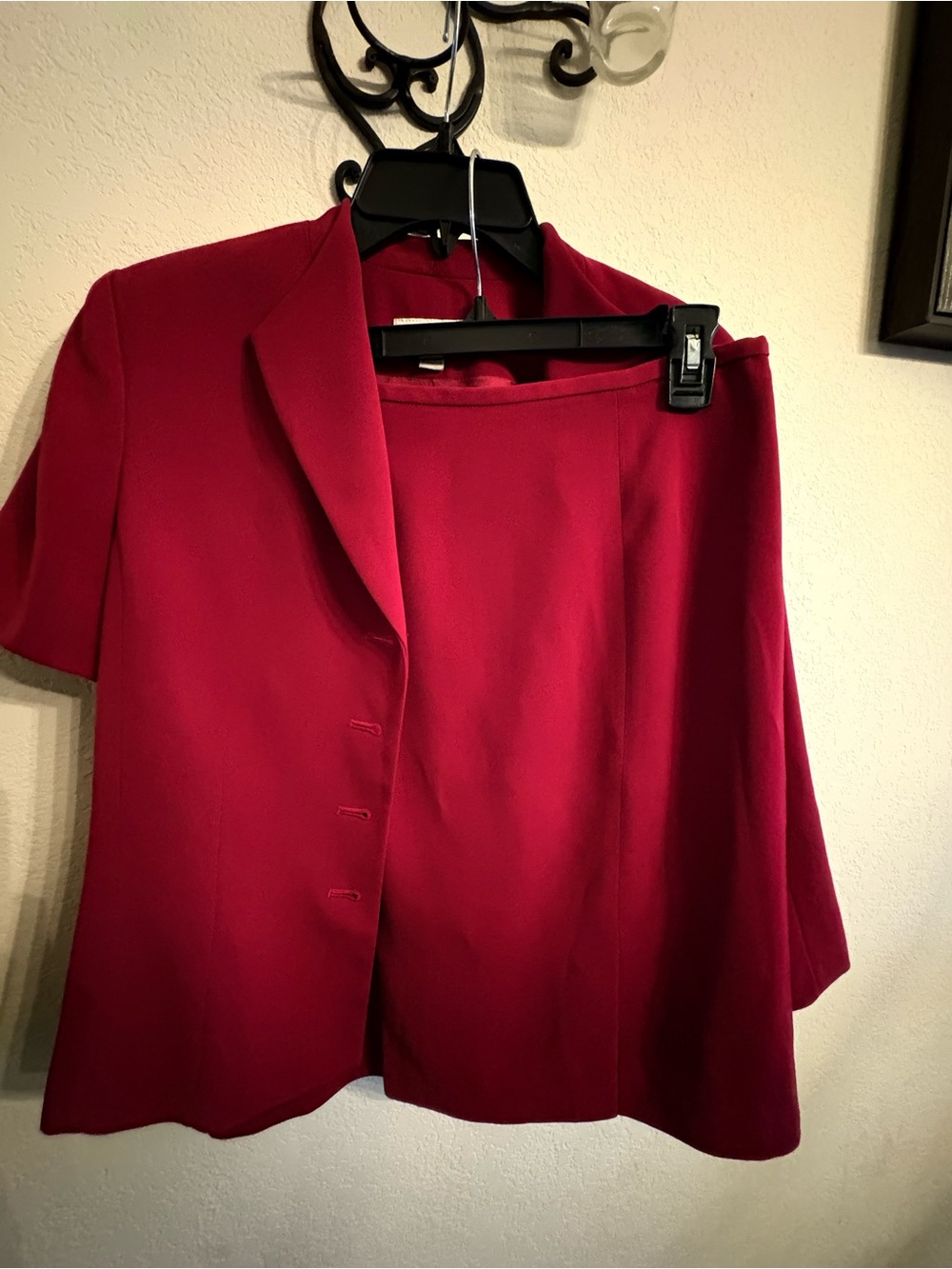 Amanda Smith Petites Deep Red Suit - Short Sleeve Blazer and Skirt, Sz. 8P